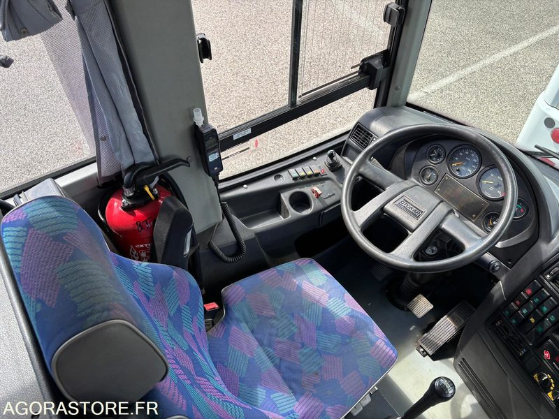 Lot de 3 minibus Mercedes mago et otokar navigo - Minibus, Pulmino: foto 4 Lot de 3 minibus Mercedes mago et otokar navigo - Minibus, Pulmino: foto 4