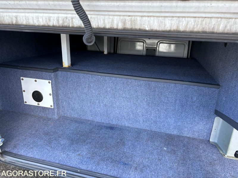 Lot de 3 minibus Mercedes mago et otokar navigo - Minibus, Pulmino: foto 3 Lot de 3 minibus Mercedes mago et otokar navigo - Minibus, Pulmino: foto 3