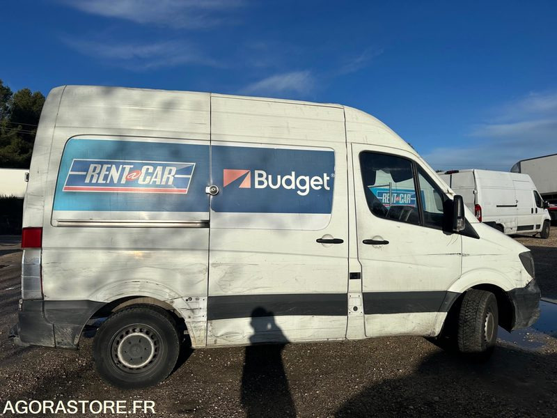 MERCEDES - SPRINTER - 2016 / 323000 KM - Furgone chiuso: foto 4 MERCEDES - SPRINTER - 2016 / 323000 KM - Furgone chiuso: foto 4