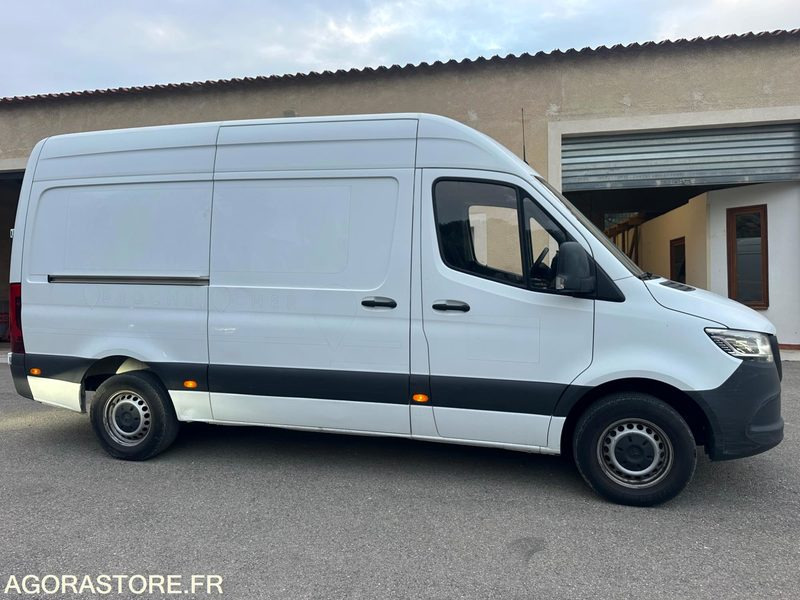 MERCEDES - SPRINTER - 2021 / 88000 KM - Furgone chiuso: foto 4 MERCEDES - SPRINTER - 2021 / 88000 KM - Furgone chiuso: foto 4