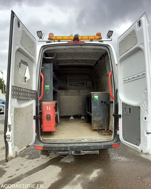 MERCEDES SPRINTER diesel - Année 2018 - 349.100km - Furgone chiuso: foto 5 MERCEDES SPRINTER diesel - Année 2018 - 349.100km - Furgone chiuso: foto 5