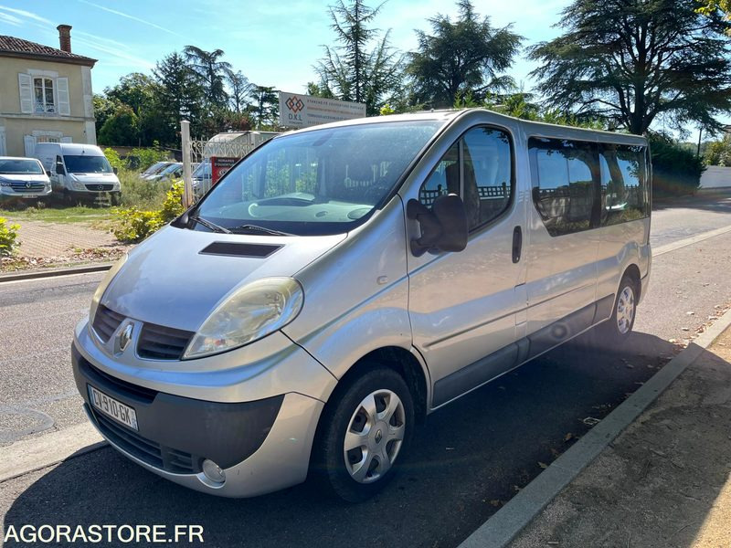 MINIBUS VL - 9 PLACES - TRAFIC - L2 H1 - 115 CH - CLIM- 165200 KMS - ATTELAGE - Minibus, Pulmino: foto 3 MINIBUS VL - 9 PLACES - TRAFIC - L2 H1 - 115 CH - CLIM- 165200 KMS - ATTELAGE - Minibus, Pulmino: foto 3