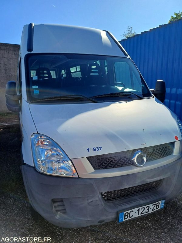 MINICAR DAILY - N°19937 - MEC 2010 -258009KM BC-123-ZB - Minibus, Pulmino: foto 2 MINICAR DAILY - N°19937 - MEC 2010 -258009KM BC-123-ZB - Minibus, Pulmino: foto 2