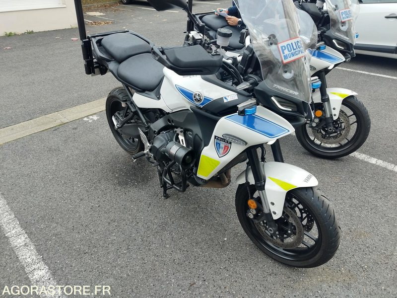 MOTO YAMAHA POLICE MUNICIPALE - Motocicletta: foto 1 MOTO YAMAHA POLICE MUNICIPALE - Motocicletta: foto 1
