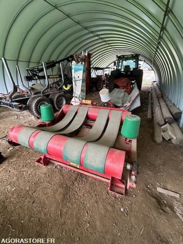 ENRUBANNEUSE PORTEE KVENERLAND 7710C - 2013 - Macchina agricola: foto 4 ENRUBANNEUSE PORTEE KVENERLAND 7710C - 2013 - Macchina agricola: foto 4