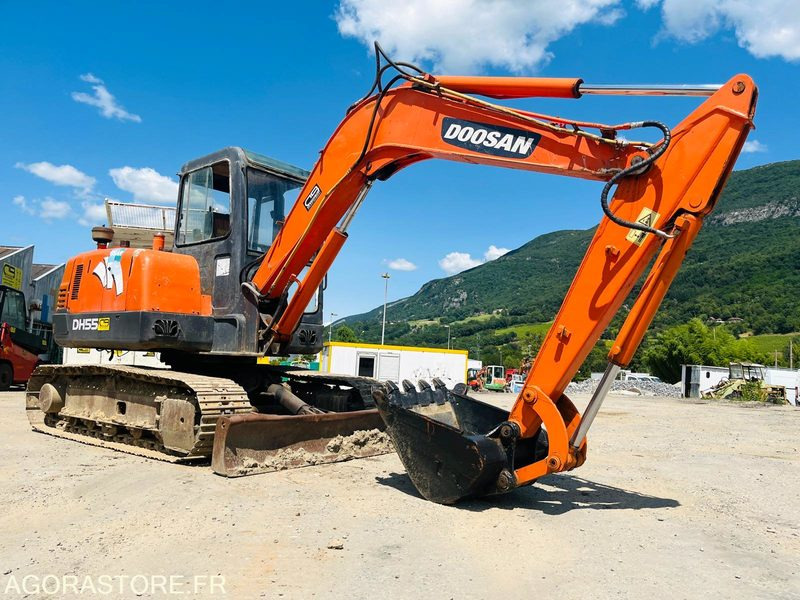 Mini pelle 5T DOOSAN DH55 - Année 2004 - Escavatore: foto 5 Mini pelle 5T DOOSAN DH55 - Année 2004 - Escavatore: foto 5