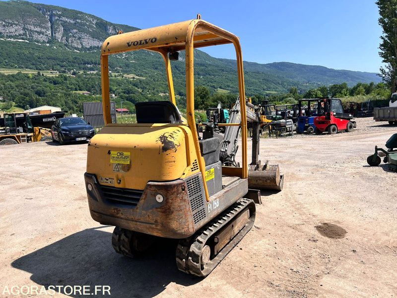 Mini-pelle Volvo EC15 B XT 1,5T - Année 2004 - 2290 heures - Miniescavatore: foto 3 Mini-pelle Volvo EC15 B XT 1,5T - Année 2004 - 2290 heures - Miniescavatore: foto 3