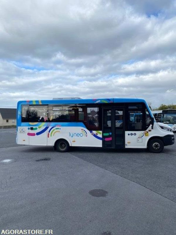 Minibus INDCAR MOBI LOW ENTRY - 27 places - PMR - Minibus, Pulmino: foto 2 Minibus INDCAR MOBI LOW ENTRY - 27 places - PMR - Minibus, Pulmino: foto 2