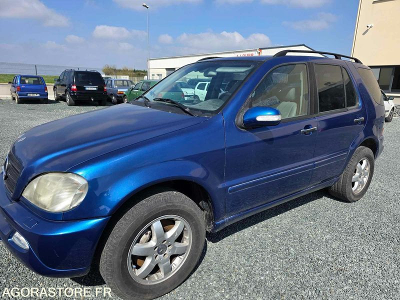 NIORT - MERCEDES ML 400 CDI BVA BI TURBO 4.00L 250 CH PEINTURE NEUVE 2025 - Autovettura: foto 1 NIORT - MERCEDES ML 400 CDI BVA BI TURBO 4.00L 250 CH PEINTURE NEUVE 2025 - Autovettura: foto 1