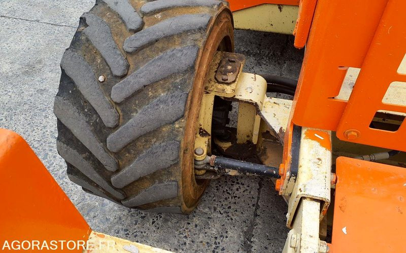 Nacelle DIESEL JLG 260MRT - Piattaforma aerea: foto 4 Nacelle DIESEL JLG 260MRT - Piattaforma aerea: foto 4