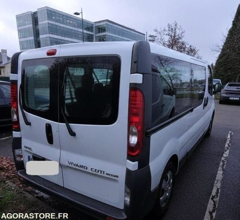 Opel Vivaro Combi 9 places L2H1 -2.0 cdti 120ch - Roulant - Minibus, Pulmino: foto 3 Opel Vivaro Combi 9 places L2H1 -2.0 cdti 120ch - Roulant - Minibus, Pulmino: foto 3