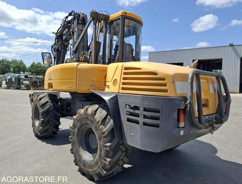 PELLE SUR PNEUS MECALAC 12MTX 4.5 - 2013 / 8 700 HEURES - Escavatore: foto 4 PELLE SUR PNEUS MECALAC 12MTX 4.5 - 2013 / 8 700 HEURES - Escavatore: foto 4