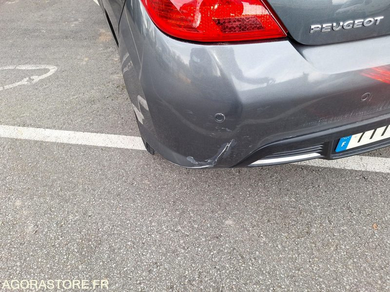 PEUGEOT 308 _ 5 places _ Diesel - Autovettura: foto 4 PEUGEOT 308 _ 5 places _ Diesel - Autovettura: foto 4