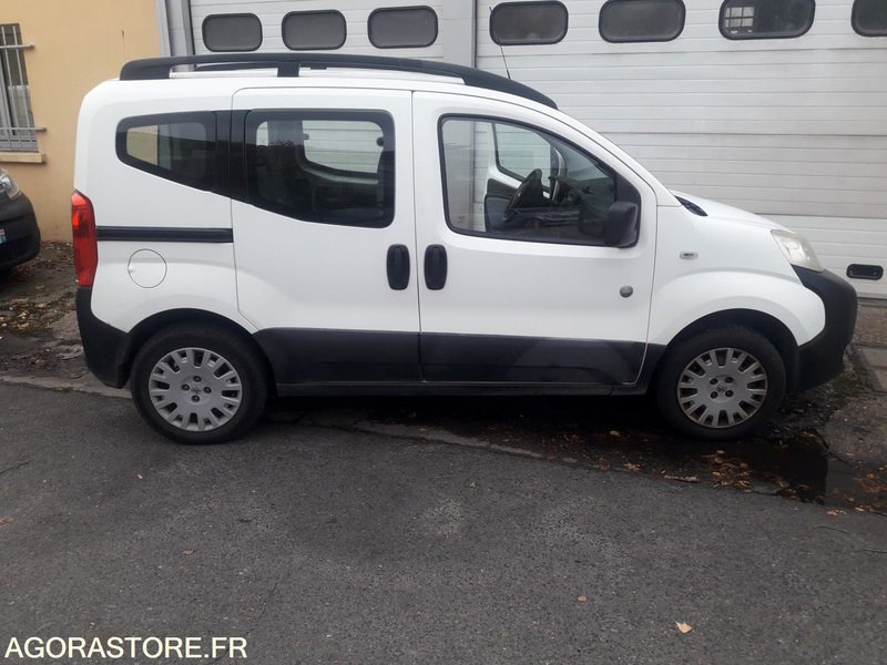 PEUGEOT BIPPER 2012 - Furgoncino: foto 2 PEUGEOT BIPPER 2012 - Furgoncino: foto 2