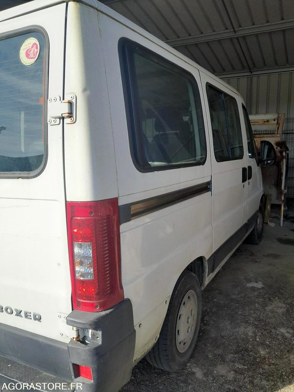 PEUGEOT BOXER 9 PLACES - Minibus, Pulmino: foto 4 PEUGEOT BOXER 9 PLACES - Minibus, Pulmino: foto 4