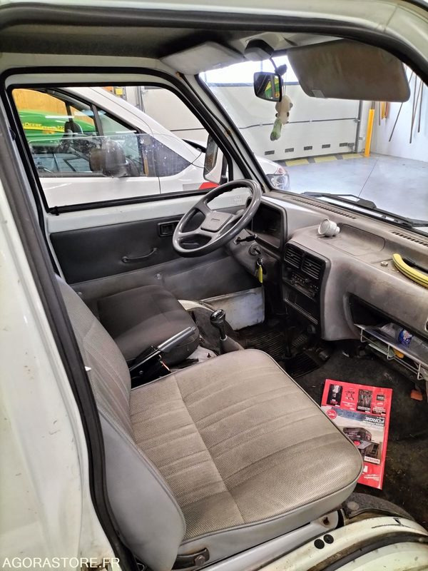 PIAGGIO PORTER - Furgone ribaltabile: foto 4 PIAGGIO PORTER - Furgone ribaltabile: foto 4