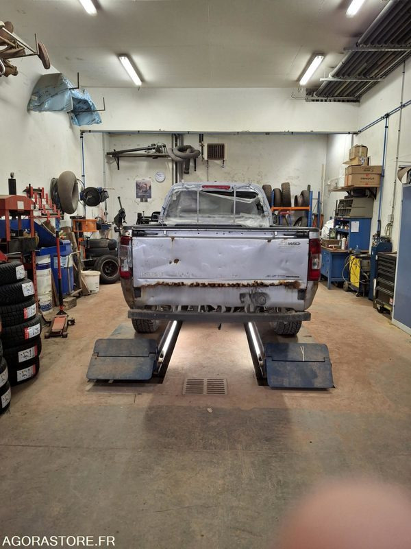 PICK UP D MAX ISUZU - Pick-up: foto 1 PICK UP D MAX ISUZU - Pick-up: foto 1