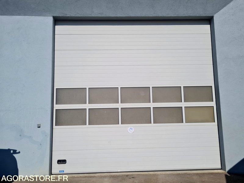 PORTE SECTIONNELLE - Attrezzo/ Attrezzature: foto 1 PORTE SECTIONNELLE - Attrezzo/ Attrezzature: foto 1