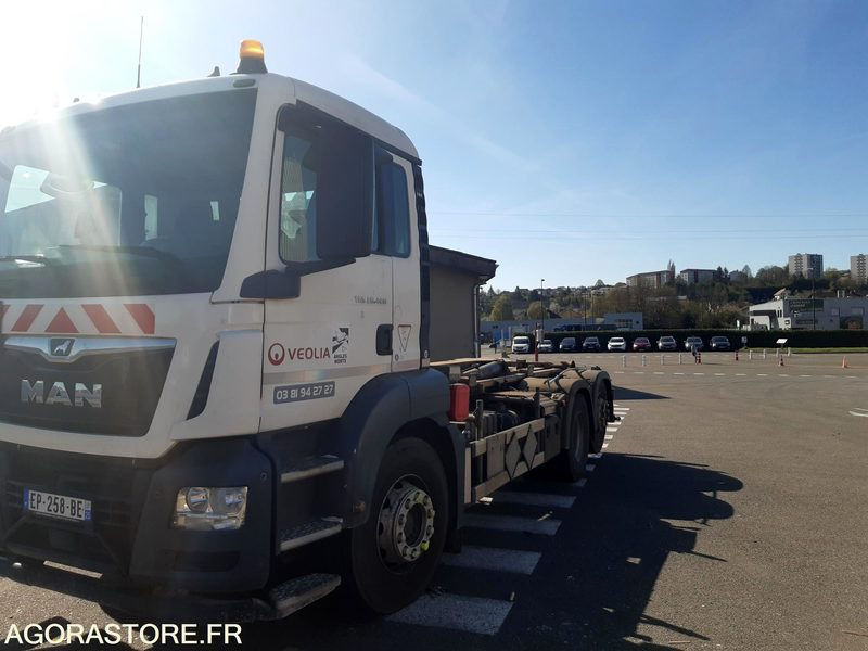 PORTEUR AMPLIROLL MAN - BRAS MARREL - 2017 - 271697 Km - (R52433) - Autocarro scarrabile: foto 3 PORTEUR AMPLIROLL MAN - BRAS MARREL - 2017 - 271697 Km - (R52433) - Autocarro scarrabile: foto 3