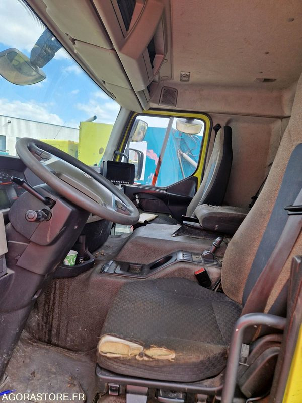 *PORTEUR BOM 26T VOLVO GEESINK - 2014 - - Camion immondizia: foto 2 *PORTEUR BOM 26T VOLVO GEESINK - 2014 - - Camion immondizia: foto 2