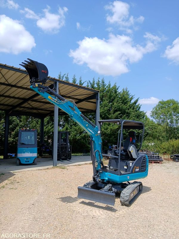 Pelle SUNWARD SWE20F canopy Neuve - Miniescavatore: foto 2 Pelle SUNWARD SWE20F canopy Neuve - Miniescavatore: foto 2