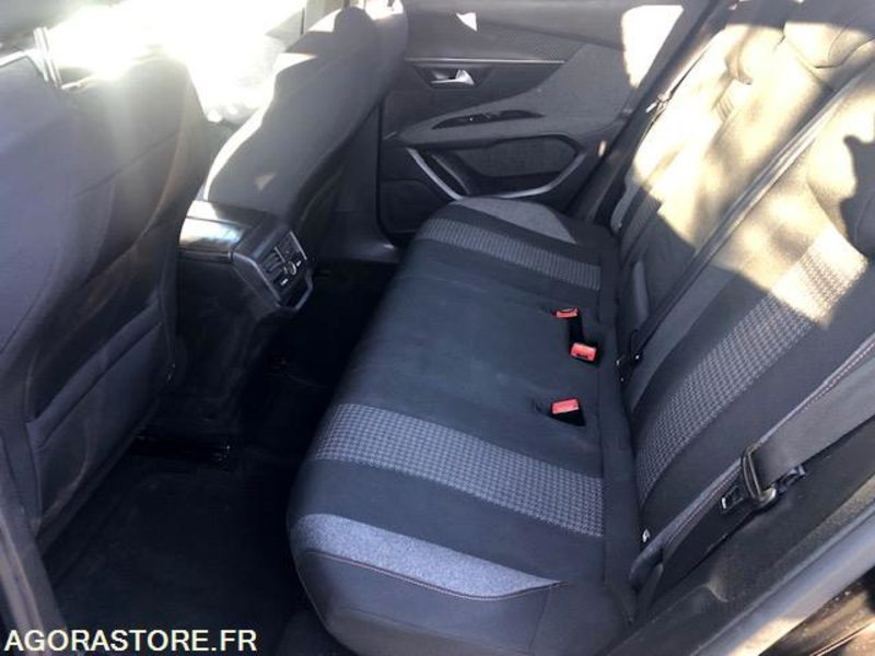 Peugeot 3008 BlueHdi 120 S&S Allure Business BOITE AUTO EAT8 - Courroie faite - Autovettura: foto 5 Peugeot 3008 BlueHdi 120 S&S Allure Business BOITE AUTO EAT8 - Courroie faite - Autovettura: foto 5