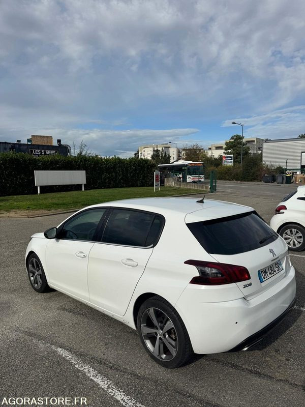 Peugeot 308 1.6 HDi 90 CV phase 2 T9 - 2014 - 172 500 KMS - Autovettura: foto 5 Peugeot 308 1.6 HDi 90 CV phase 2 T9 - 2014 - 172 500 KMS - Autovettura: foto 5