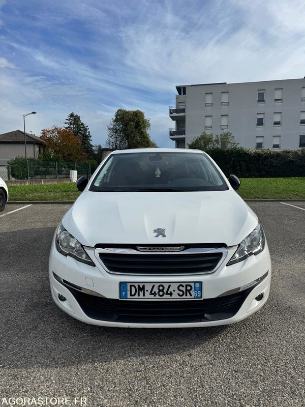 Peugeot 308 1.6 HDi 90 CV phase 2 T9 - 2014 - 172 500 KMS - Autovettura: foto 1 Peugeot 308 1.6 HDi 90 CV phase 2 T9 - 2014 - 172 500 KMS - Autovettura: foto 1