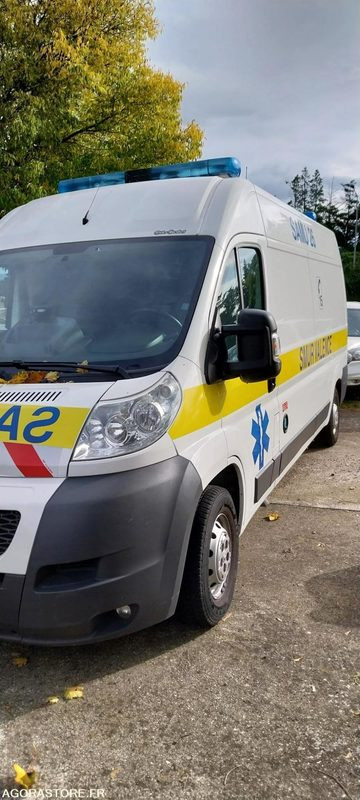Peugeot BOXER, 3L HDI, 2012, 329317 kms, moteur 63435kms - Ambulanza: foto 3 Peugeot BOXER, 3L HDI, 2012, 329317 kms, moteur 63435kms - Ambulanza: foto 3