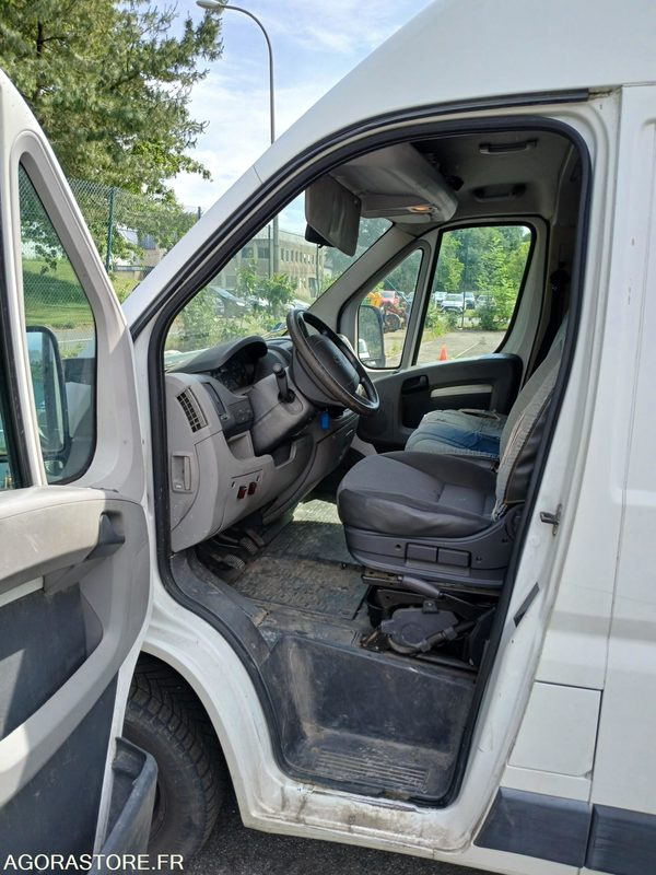 Peugeot Boxer (54410) - Furgone chiuso: foto 4 Peugeot Boxer (54410) - Furgone chiuso: foto 4