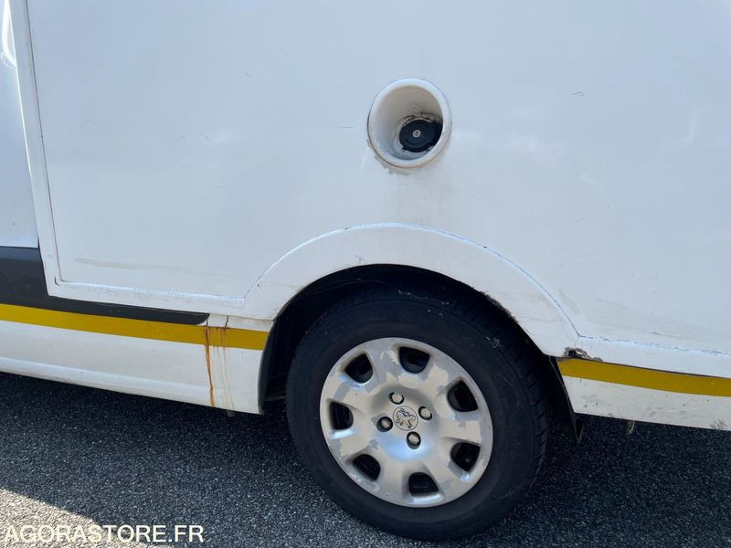 Peugeot PARTNER Frigo - Furgoncino: foto 4 Peugeot PARTNER Frigo - Furgoncino: foto 4
