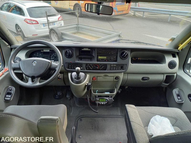 QBO Dir Transport - RENAULT MASTER 2 TPMR - Autovettura: foto 5 QBO Dir Transport - RENAULT MASTER 2 TPMR - Autovettura: foto 5