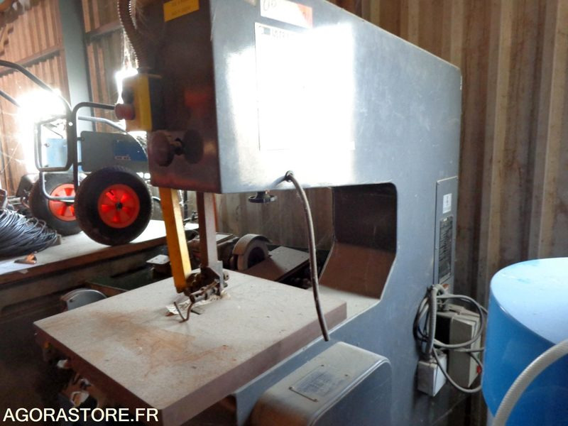 RARE SCIE a ruban verticale a métaux ULTRA - Sega a nastro per ferro: foto 1 RARE SCIE a ruban verticale a métaux ULTRA - Sega a nastro per ferro: foto 1