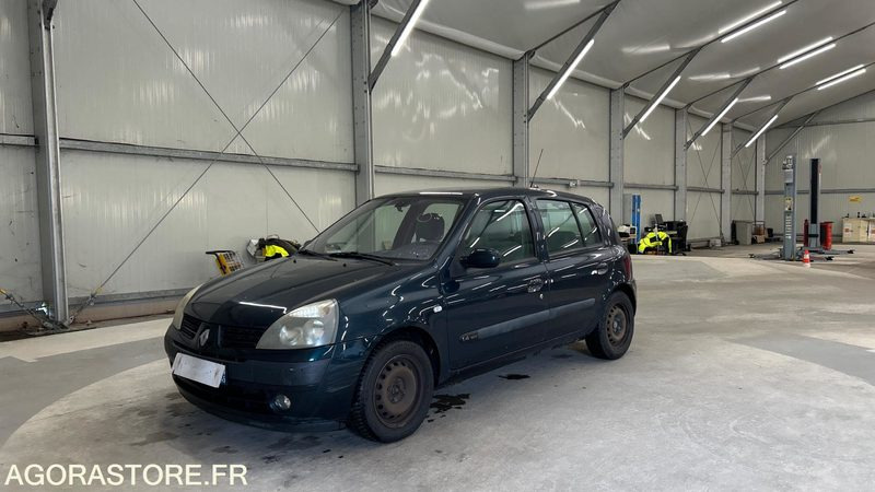 RENAULT-CLIO- 1.4-16V-EXTRÊME-ESSENCE-154073KMS - Autovettura: foto 1 RENAULT-CLIO- 1.4-16V-EXTRÊME-ESSENCE-154073KMS - Autovettura: foto 1