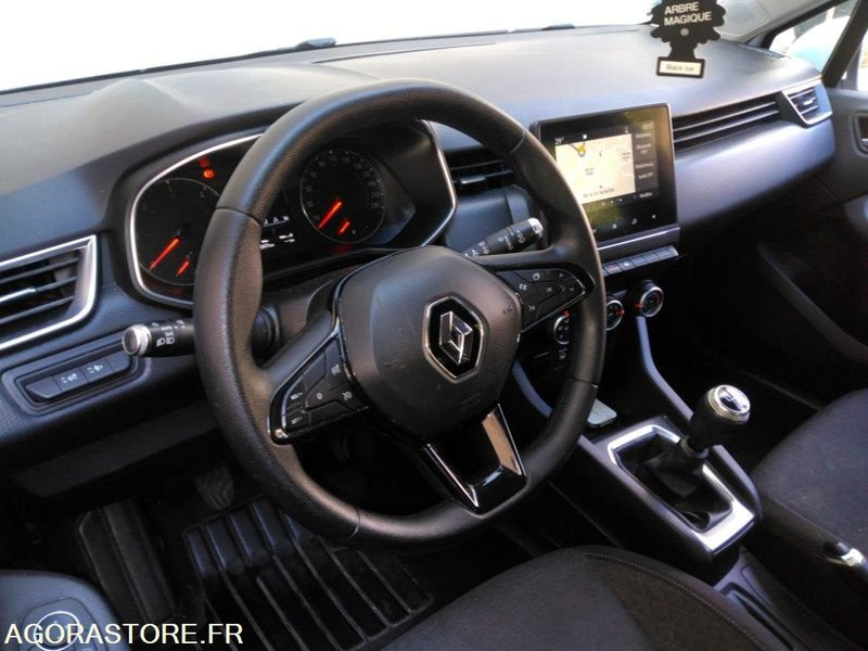 RENAULT CLIO 195977 kms 2020 - Autovettura: foto 4 RENAULT CLIO 195977 kms 2020 - Autovettura: foto 4