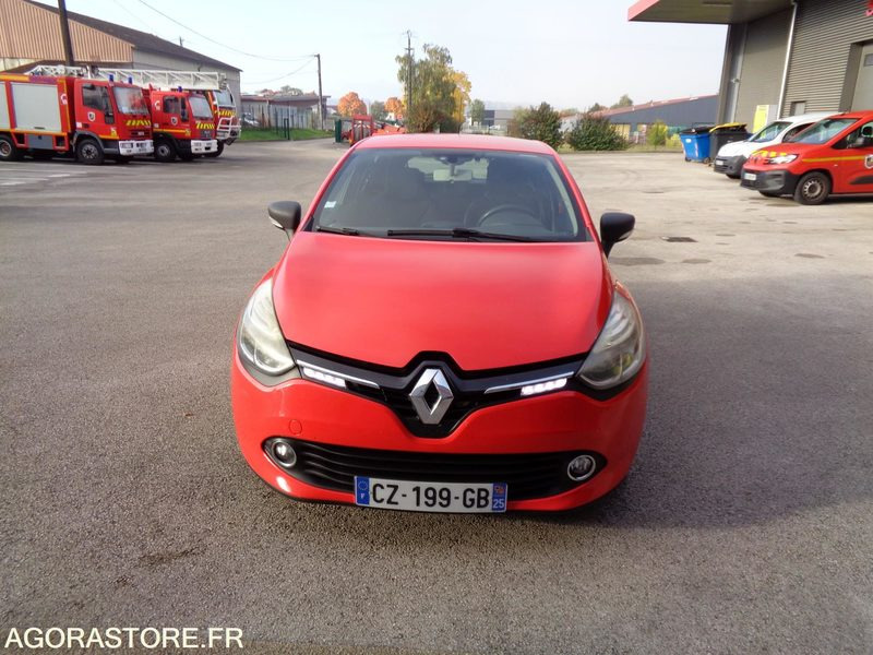 RENAULT CLIO 4 CZ.199.GB - Autovettura: foto 1 RENAULT CLIO 4 CZ.199.GB - Autovettura: foto 1
