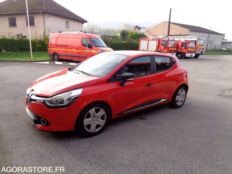 RENAULT CLIO 4 CZ.199.GB - Autovettura: foto 2 RENAULT CLIO 4 CZ.199.GB - Autovettura: foto 2