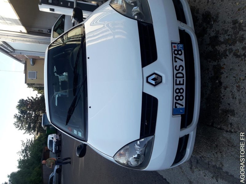RENAULT CLIO CAMPUS88 - Autovettura: foto 3 RENAULT CLIO CAMPUS88 - Autovettura: foto 3