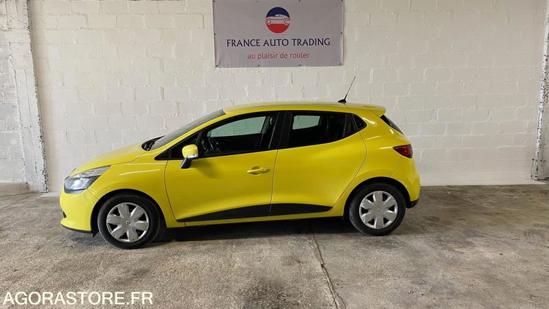 RENAULT ClIO IV 5 Portes 1.5 DCI FAP ECO2 S&S 75 CV - 2P013 - 231 897km - Autovettura: foto 1 RENAULT ClIO IV 5 Portes 1.5 DCI FAP ECO2 S&S 75 CV - 2P013 - 231 897km - Autovettura: foto 1