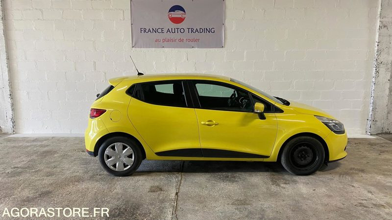 RENAULT ClIO IV 5 Portes 1.5 DCI FAP ECO2 S&S 75 CV - 2P013 - 231 897km - Autovettura: foto 3 RENAULT ClIO IV 5 Portes 1.5 DCI FAP ECO2 S&S 75 CV - 2P013 - 231 897km - Autovettura: foto 3