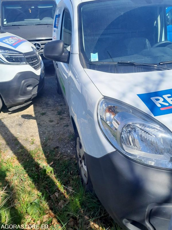 RENAULT KANGOO - 2021 - 78835 KMs - Furgoncino: foto 2 RENAULT KANGOO - 2021 - 78835 KMs - Furgoncino: foto 2