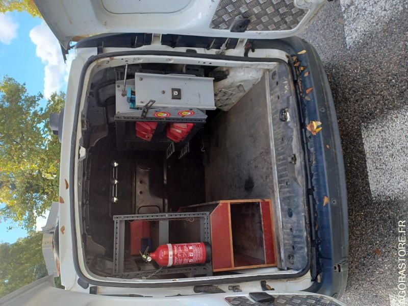 RENAULT KANGOO / REF SCP : 959 - Furgone chiuso: foto 4 RENAULT KANGOO / REF SCP : 959 - Furgone chiuso: foto 4