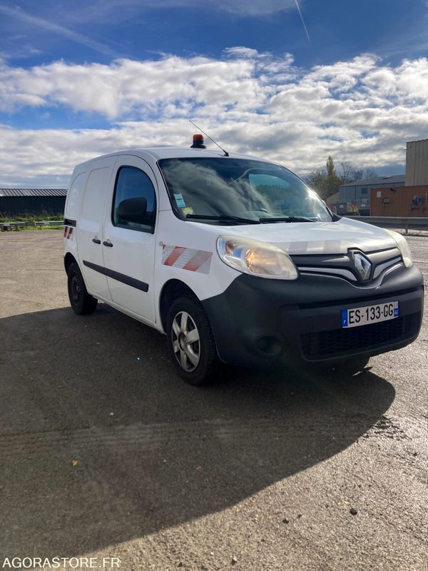 RENAULT KANGOO diesel - Année 2017 - 330 000 km - Furgoncino: foto 3 RENAULT KANGOO diesel - Année 2017 - 330 000 km - Furgoncino: foto 3