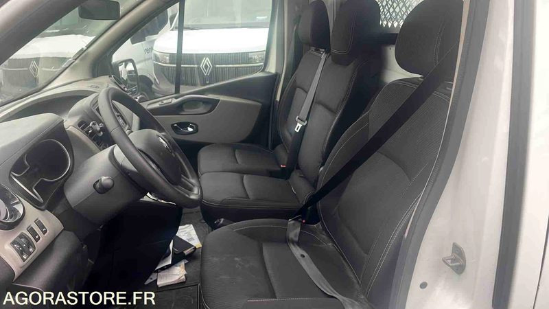 RENAULT TRAFIC - 2016 - 100335KM - ED409LN - Furgone chiuso: foto 5 RENAULT TRAFIC - 2016 - 100335KM - ED409LN - Furgone chiuso: foto 5