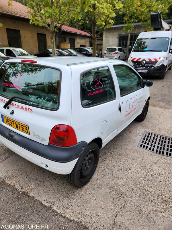 RENAULT TWINGO - Autovettura: foto 3 RENAULT TWINGO - Autovettura: foto 3