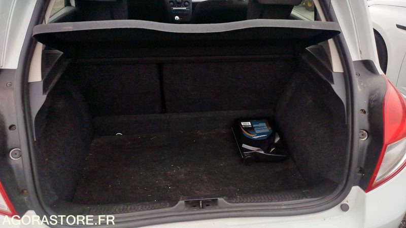 Renault Clio - 2010 - 216800kms - Ba150Rq - Autovettura: foto 5 Renault Clio - 2010 - 216800kms - Ba150Rq - Autovettura: foto 5