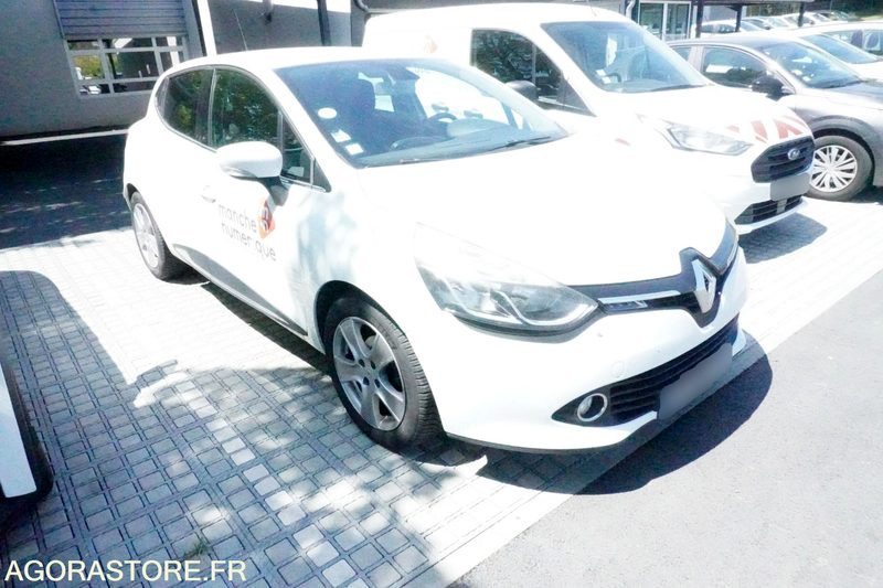 Renault Clio 4 122544 kms 2013 - Autovettura: foto 1 Renault Clio 4 122544 kms 2013 - Autovettura: foto 1