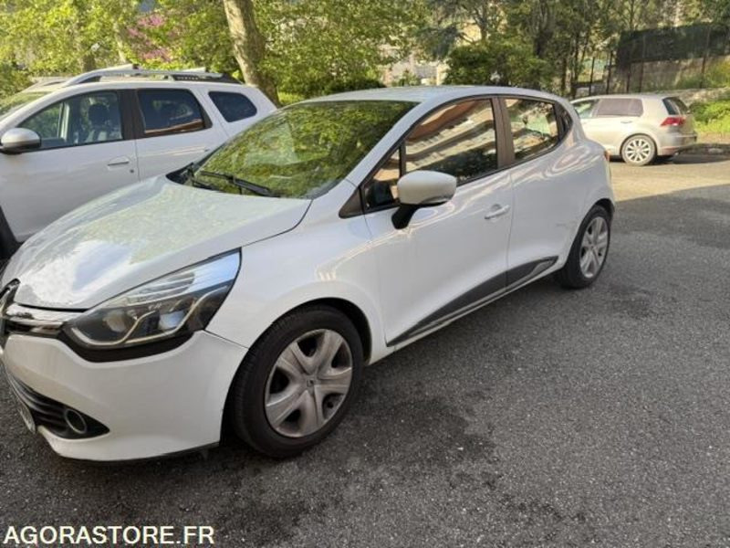 Renault Clio 4 56017 kms 2014 - Autovettura: foto 2 Renault Clio 4 56017 kms 2014 - Autovettura: foto 2