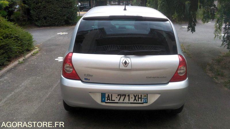 Renault Clio Campus 155254 kms 2010 - Autovettura: foto 3 Renault Clio Campus 155254 kms 2010 - Autovettura: foto 3
