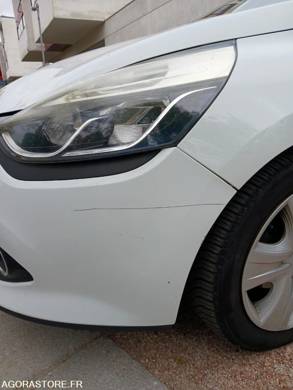 Renault Clio IV 5 Portes 1.5 dCi FAP Energy eco2 S&S 90 cv - Autovettura: foto 3 Renault Clio IV 5 Portes 1.5 dCi FAP Energy eco2 S&S 90 cv - Autovettura: foto 3